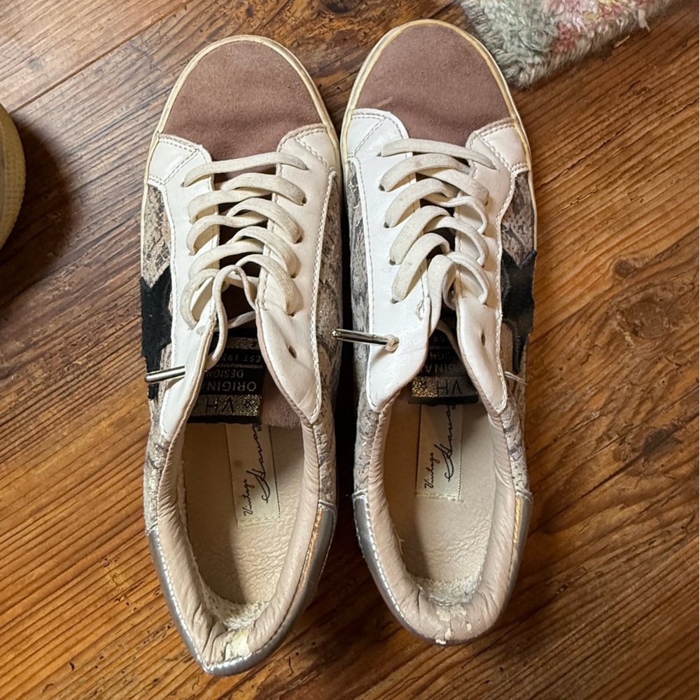 Vintage Havana Blush/Snake Skin Print with black star low top sneakers